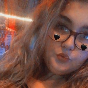 Meet your Posher, Azzie